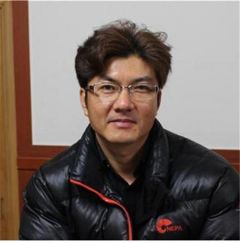 ������ ��